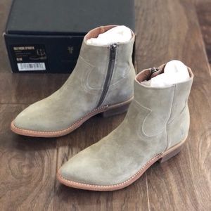 Women's Frye Billy Boot - Size 6